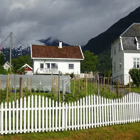 Eplehagen Dom wakacyjny Balestrand